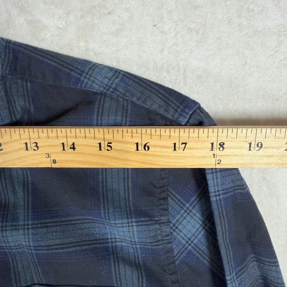 Banana Republic Luxe Flannel Slim Fig Navy and Light Blue Plaid Flannel Shirt